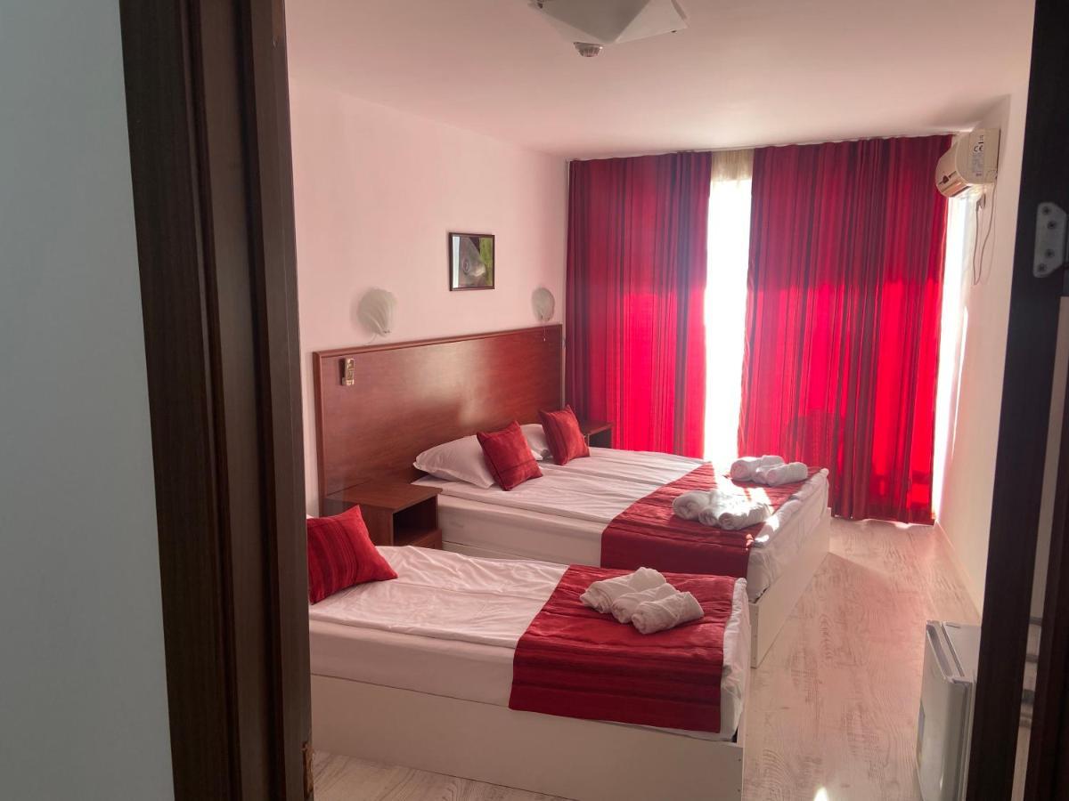 Ribarska Sreshta Family Hotel Царево Екстер'єр фото