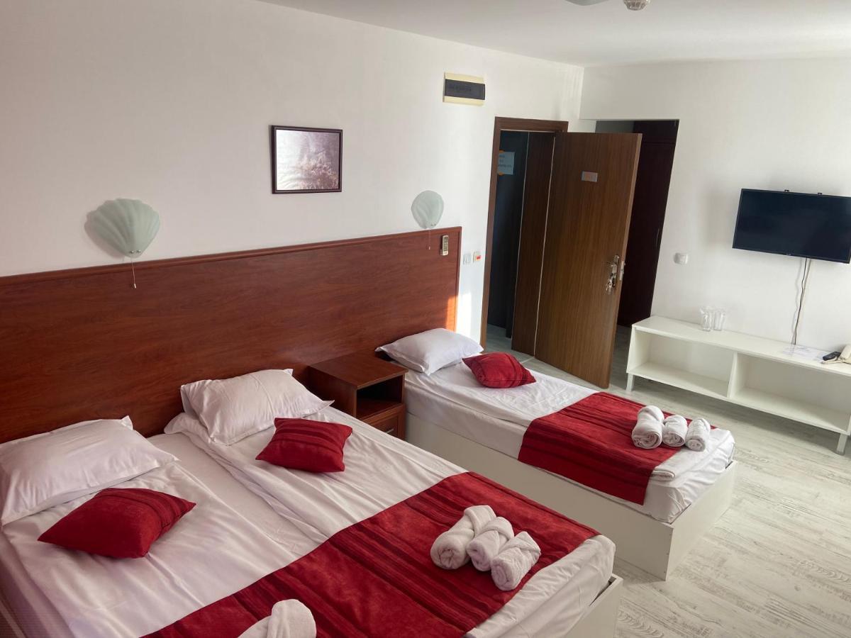 Ribarska Sreshta Family Hotel Царево Екстер'єр фото