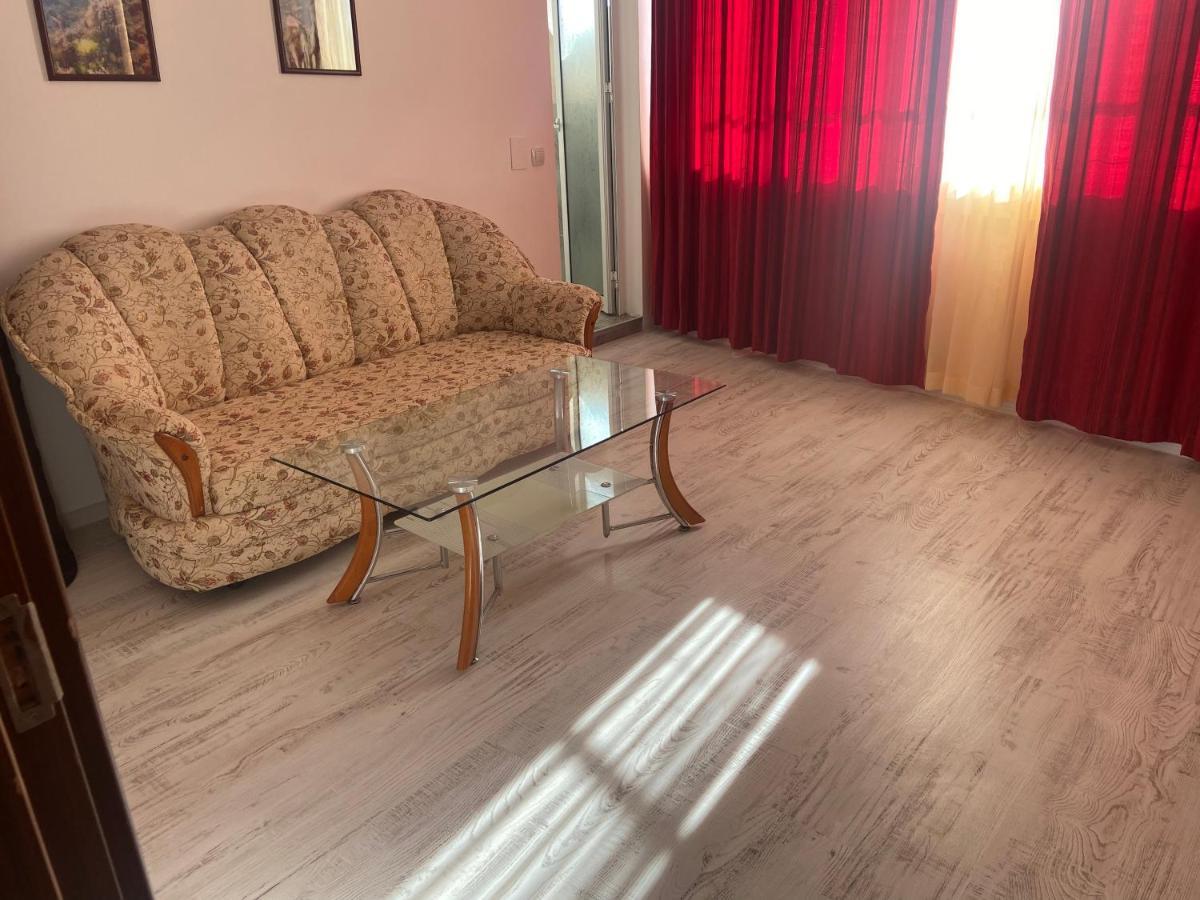 Ribarska Sreshta Family Hotel Царево Екстер'єр фото