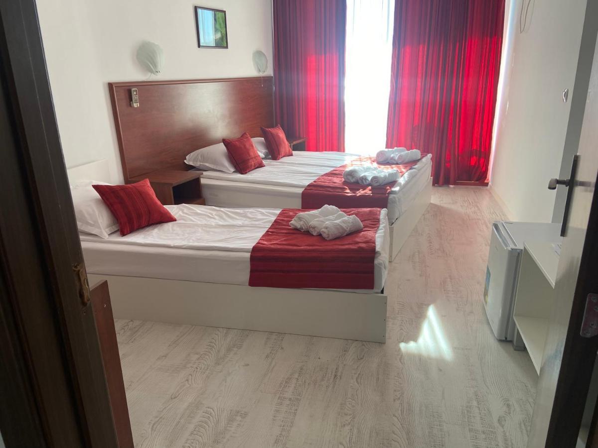 Ribarska Sreshta Family Hotel Царево Екстер'єр фото