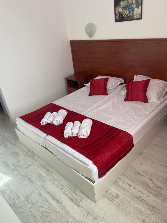 Ribarska Sreshta Family Hotel Царево Екстер'єр фото