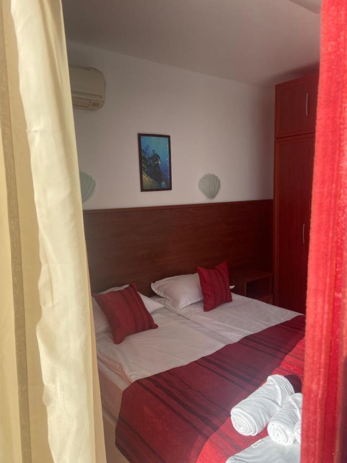 Ribarska Sreshta Family Hotel Царево Екстер'єр фото