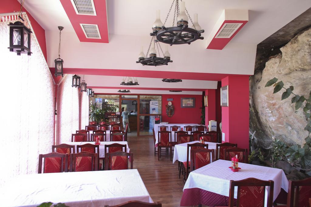 Ribarska Sreshta Family Hotel Царево Екстер'єр фото